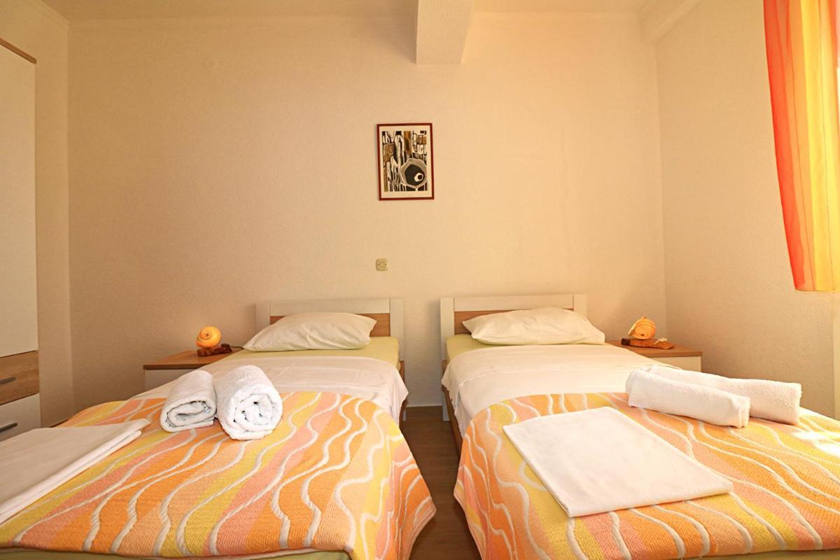 Ferienwohnung Broscica 16 Jezera Exterior foto